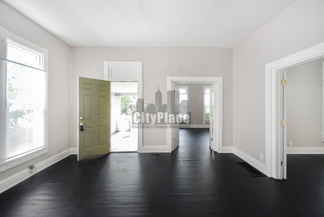 Photo - 429 N State Ave