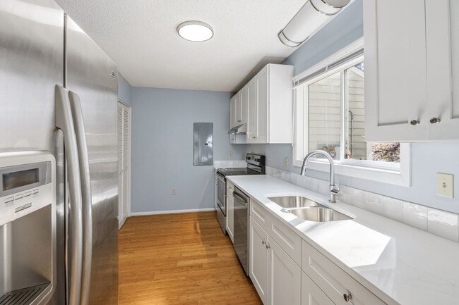 Photo - Peaceful on Poplar