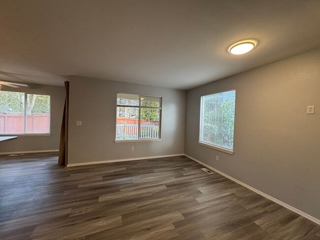 Photo - Modern Updated Townhome