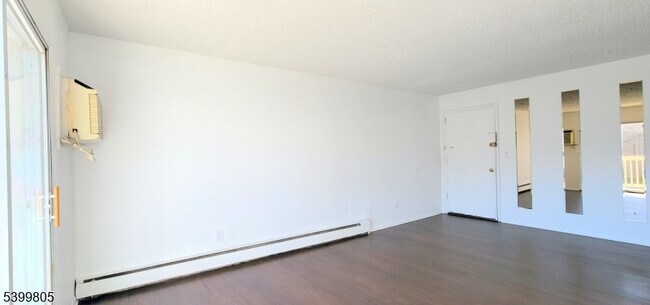 Photo - 17 Cuozzo St Unit 4B