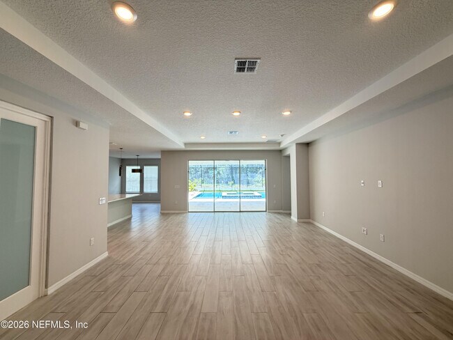 Photo - 1352 Arklow Cir