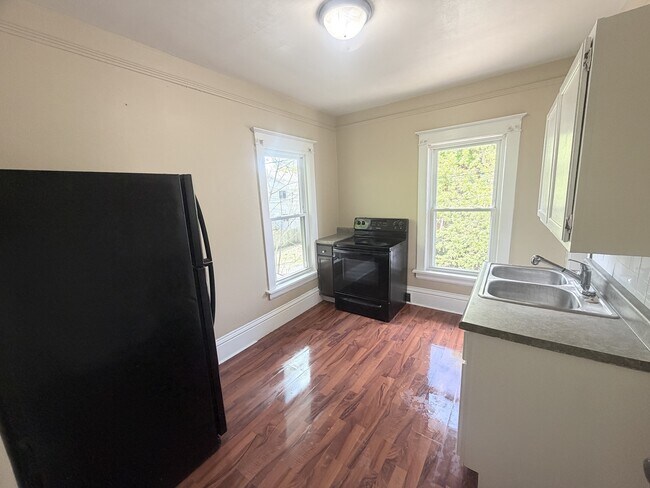 1811 60th St Unit 3