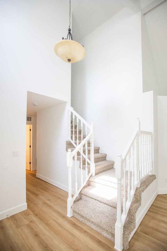 Photo - Spacious 3 Bedroom Home near Schools
