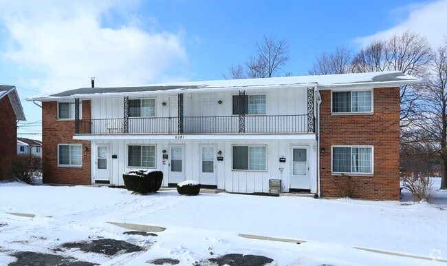Photo - Devonshire Courts Company