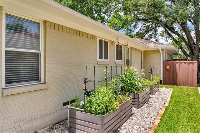 Photo - 6815 Ravendale Ln