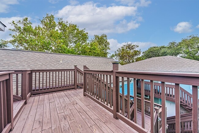 2914 Avenue K Unit 4