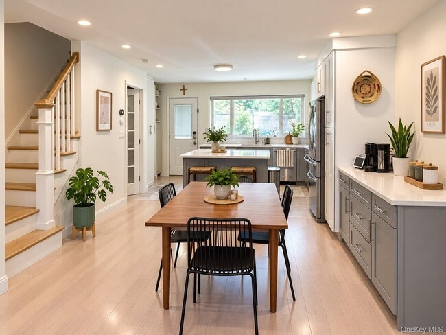 Photo - 33-47-47 29th St