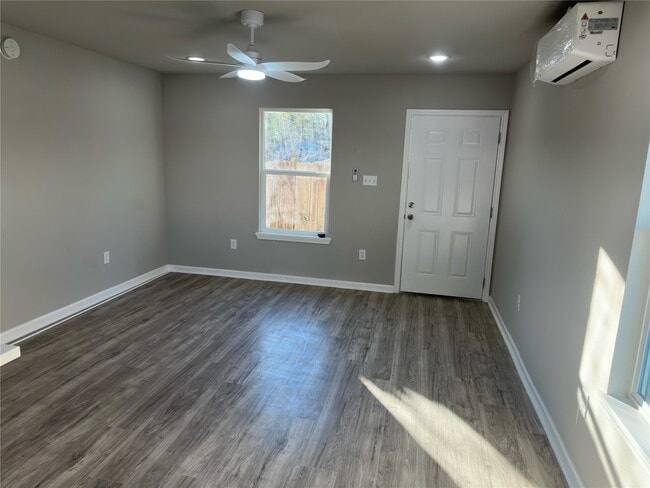 Photo - 9935 Algiers Rd