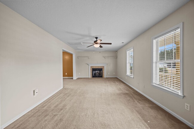 Photo - Welcome to Brookstone Crossing!