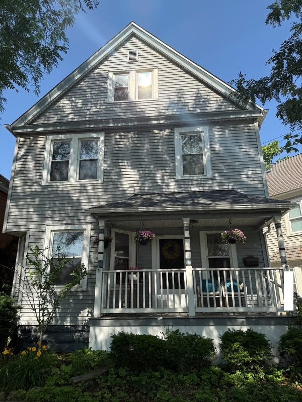Building Photo - 2286 W 10th St Rental