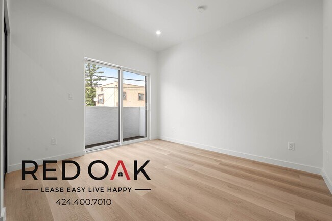 Photo - 1999 Vista Del Mar Ave Unidad 1999