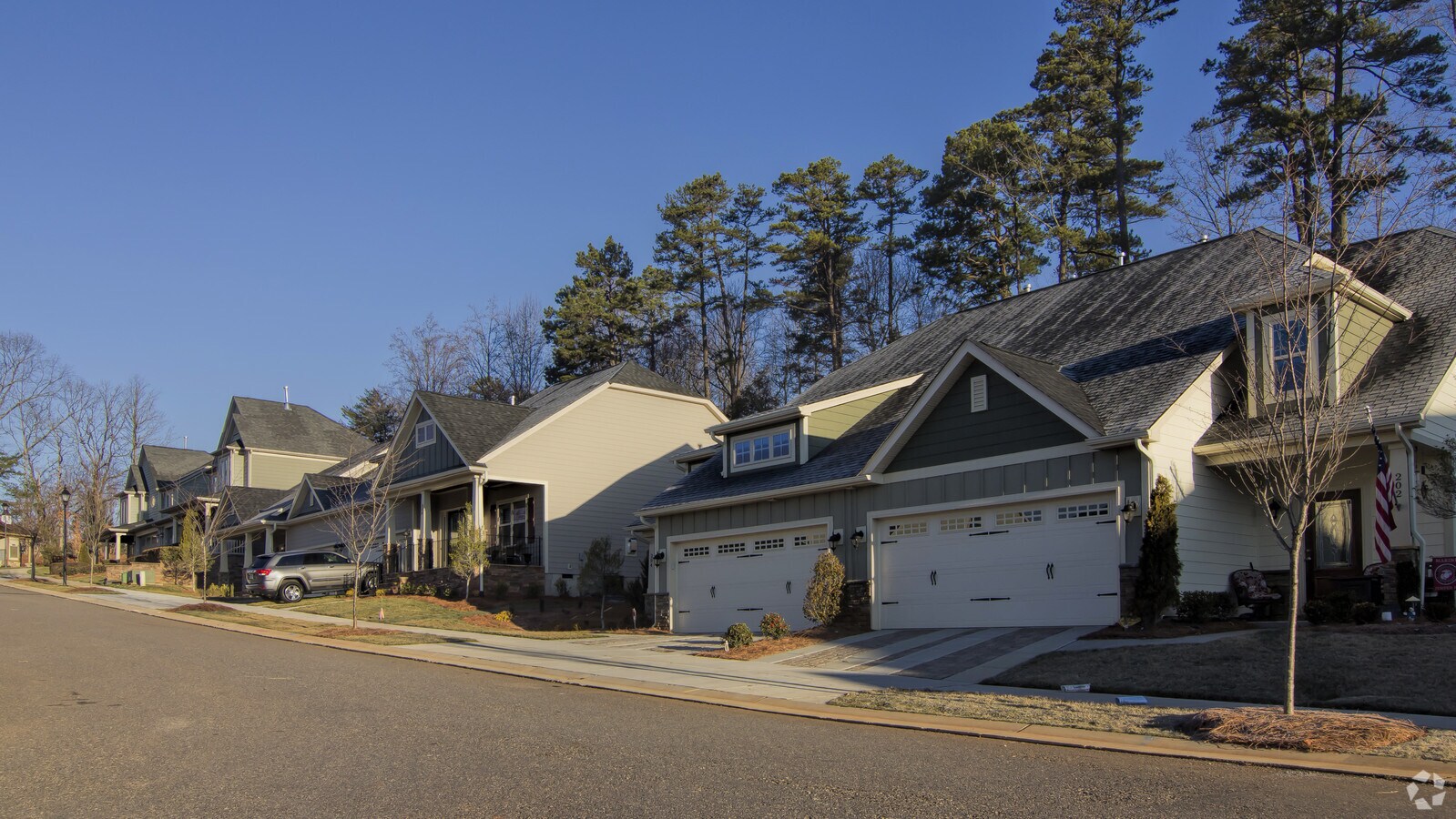 Photo - 198 Aztec Cir