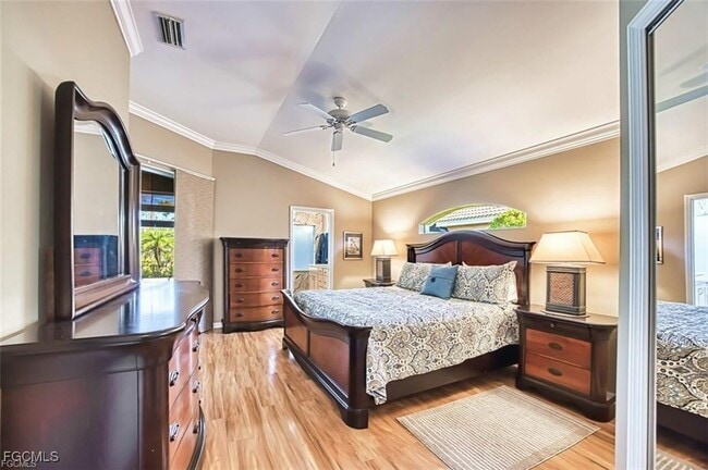 Photo - 9078 Shadow Glen Way