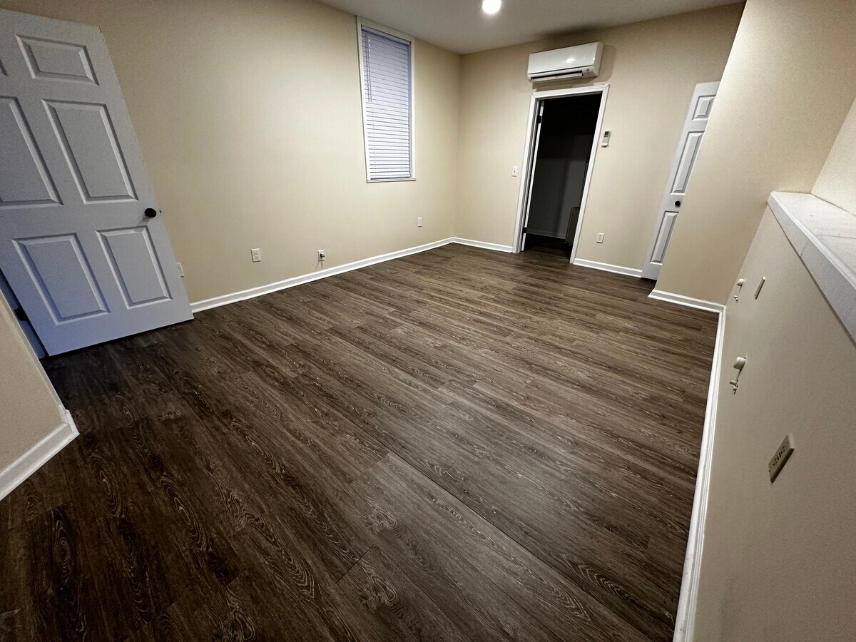 Main area , also has an entryway, half bathroom, and closet (not shown) - 151 W Vienna St Unit 151 West Vienna