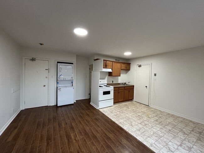 Photo - 7 Bennett Ave Unité 4