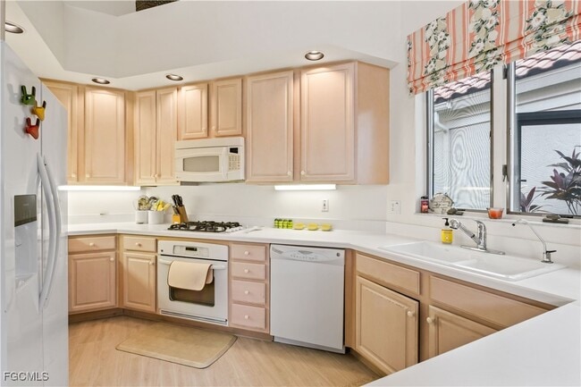 Photo - 3400 Riviera Lakes Ct