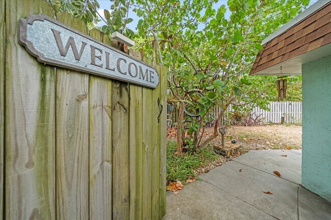 Photo - 512 Madison Ave Unit Beachy Hideaway