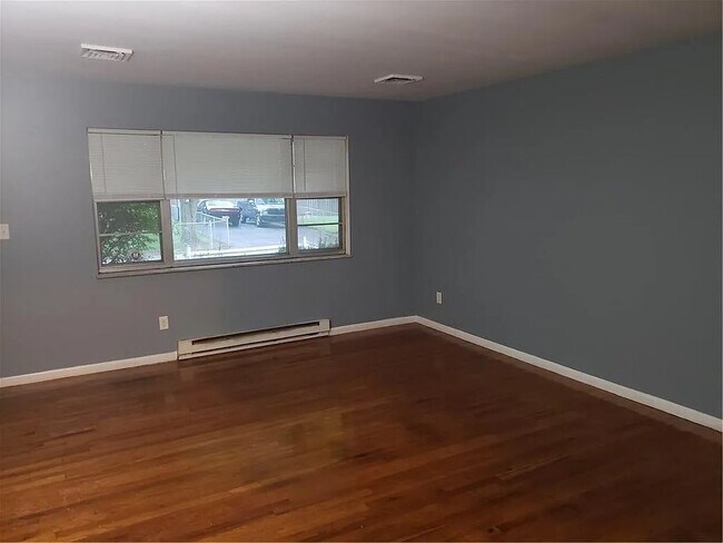 Photo - 1702 N Graham Ave Unit 1702