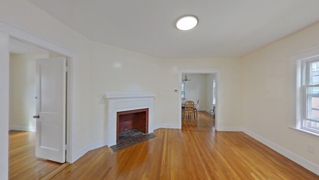 Photo - 204 Marlboro St