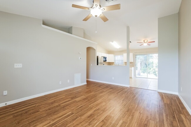 Photo - 2831 2nd Ave SE