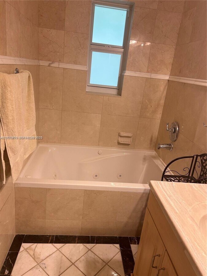 Photo - 9416 Byron Ave