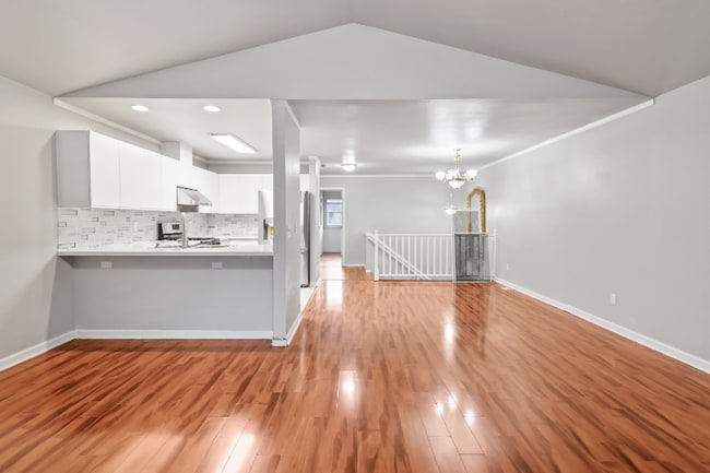 Building Photo - 5811 136th St SE Rental