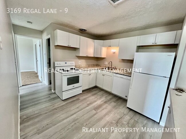 Photo - 3169 Regal Ln Unit 9