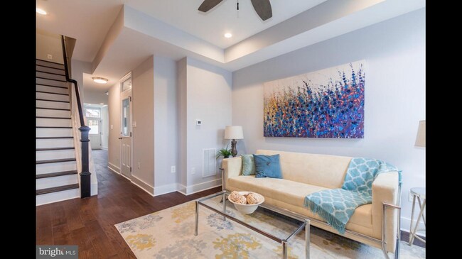 Photo - 9 E Fort Ave