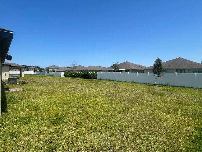 Patio trasero - 4213 Longmour Ln