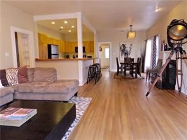 Photo - Available: Updated, spacious Tarrytown 4 bed / 4 bath, furnished or unfurnished