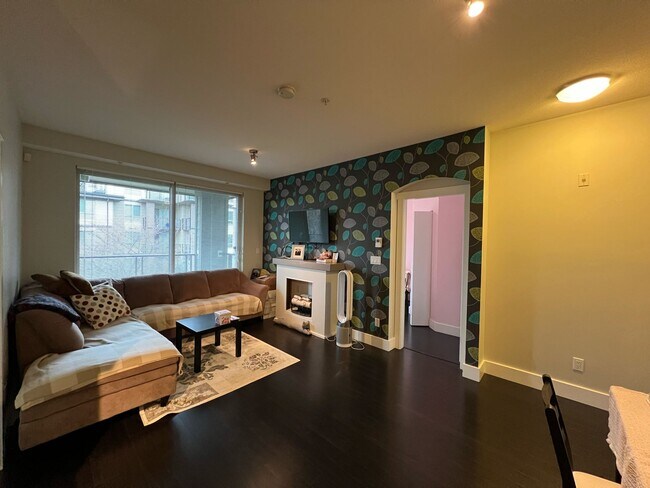 Photo - 7478 Byrnepark Walk