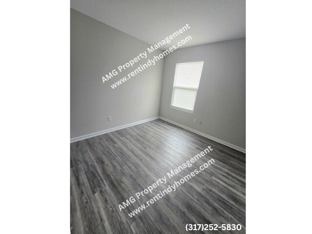 Photo - 7742 Danube St