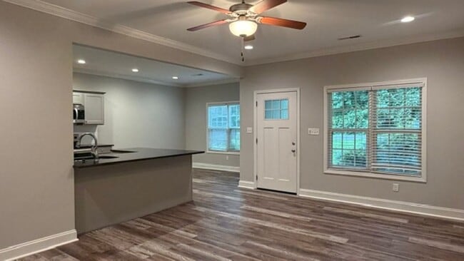 Photo - 704 Chilhowee Cir