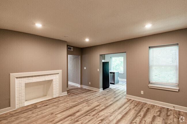 Apt. 207
