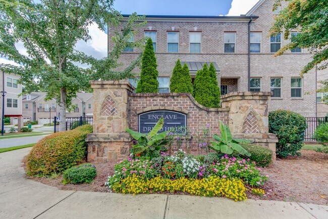 Photo - 1450 Edgebrook Ct NE