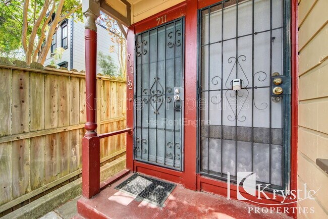 Photo - 709 Carolina St