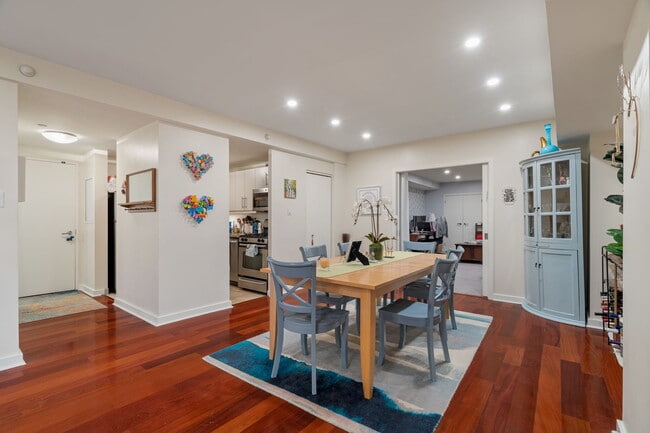 Photo - 225 S 18th St Unit 1016