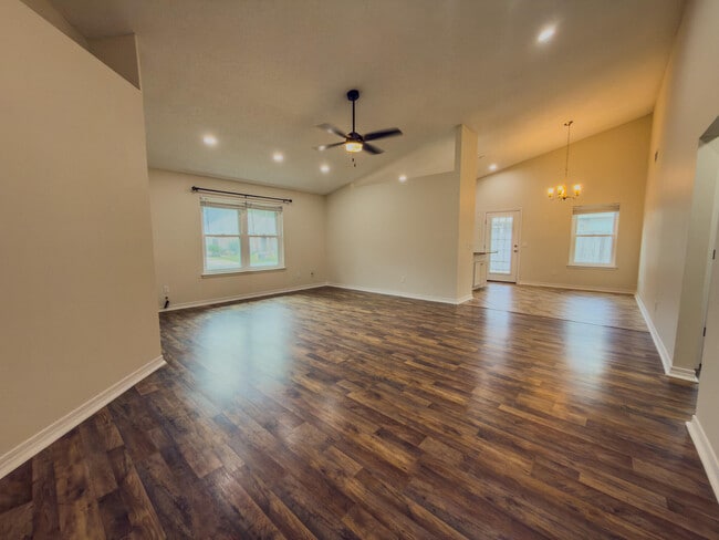 Photo - 1783 Ivalea Cir