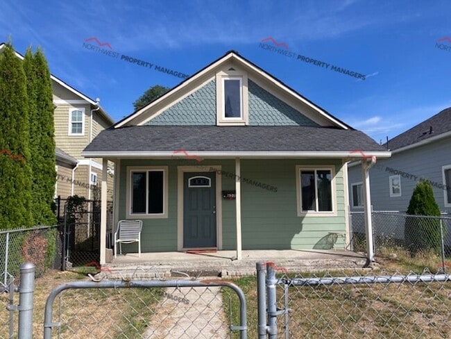 Building Photo - R315 | $1495.00 Rental