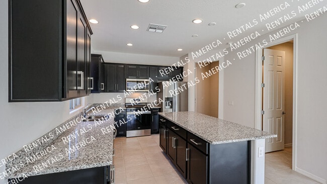 Photo - 17611 W Missouri Ave