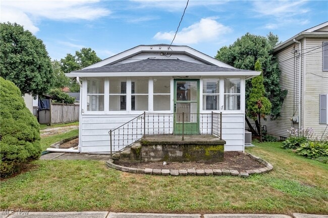 Building Photo - 1056 Belden Ave Rental