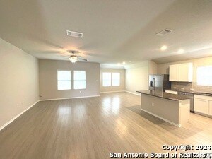 Photo - 2966 Daisy Meadow