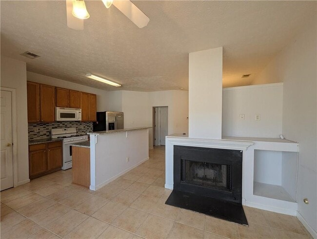 Photo - 158 Haven Oak Way