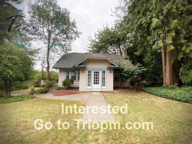 Building Photo - 1673 Riverview St Rental