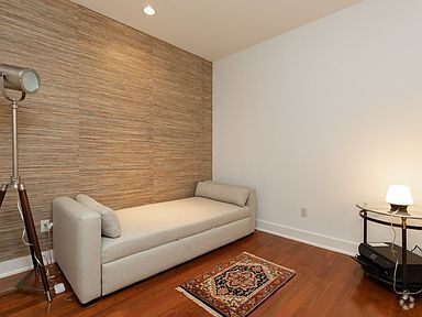 Building Photo - 2 bed 2 bath Unit 4H Rental