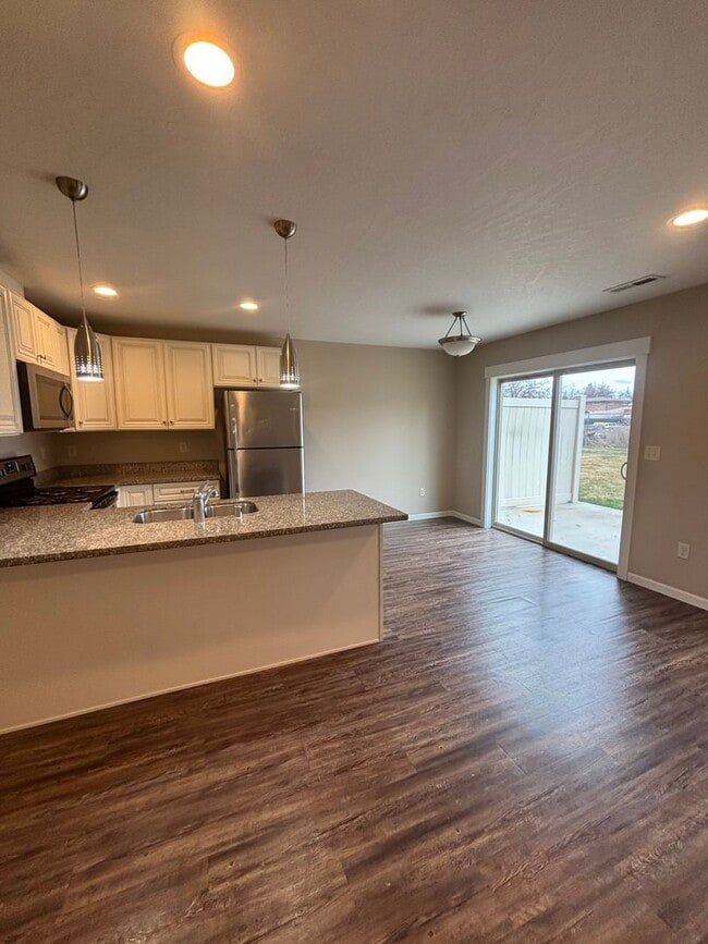 Photo - NEWLY UPDATED 4 bed / 2.5 BATH - Desirable Spokane Valley