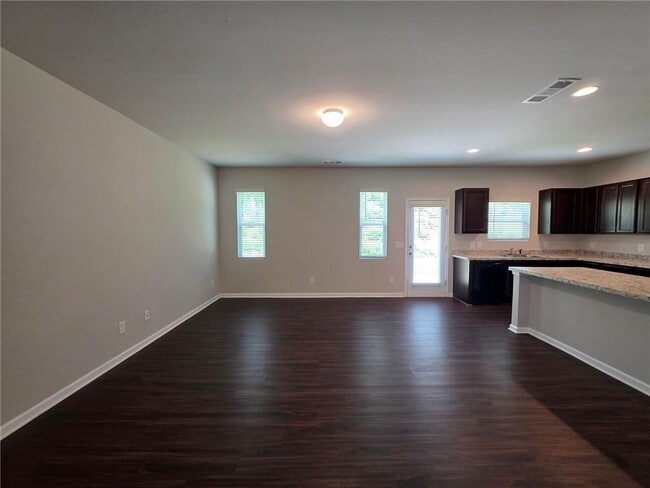 Photo - 85 Pointe Pl