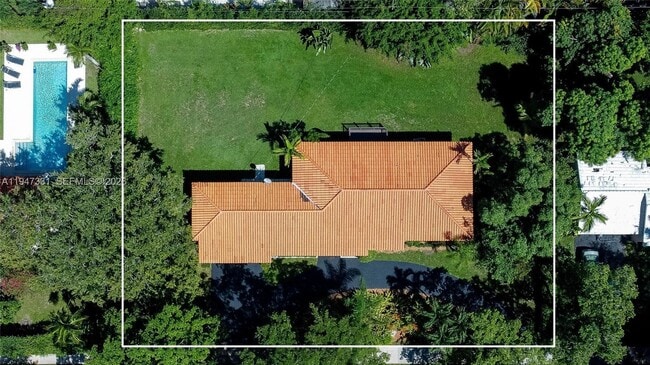 Photo - 1549 Catalonia Ave