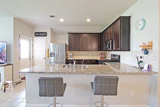 Photo - 4019 Spurwing Ln