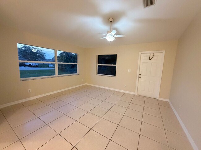 Photo - 4538 Golfview Blvd Unit 4538 Golfview Blvd